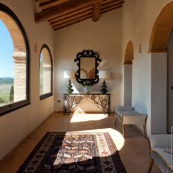 An incredible luxury property for sale in Tuscany (7)