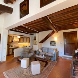Apartment for sale with Shared pool near Cortona Tuscany (8)-1200