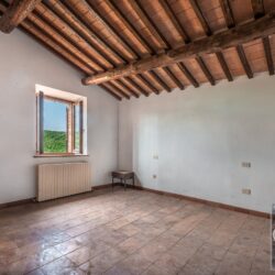 Farmhouse for sale near Montepulciano and Chianciano Terme (16)