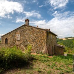 Farmhouse for sale near Montepulciano and Chianciano Terme (2)
