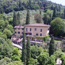 Grand villa for sale in the Florence hills Tuscany (37)