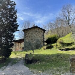Group of buildings for sale near Bagni di Lucca Tuscany (2)