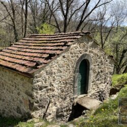 Group of buildings for sale near Bagni di Lucca Tuscany (25)