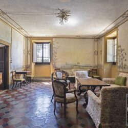 Historic Villa for sale near Florence Tuscany (12)