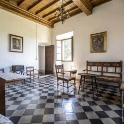 Historic Villa for sale near Florence Tuscany (21)