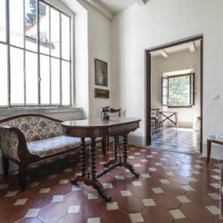 Historic Villa for sale near Florence Tuscany (23)