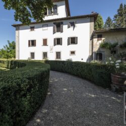 Historic Villa for sale near Florence Tuscany (9)