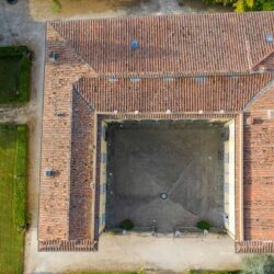 Historic villa for sale near Lucca Tuscany (1)