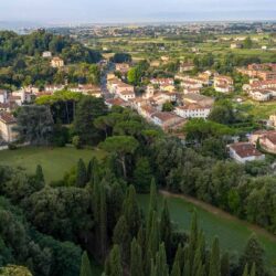 Historic villa for sale near Lucca Tuscany (16)