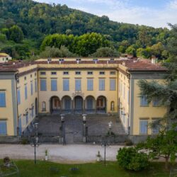 Historic villa for sale near Lucca Tuscany (18)