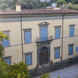 Historic villa for sale near Lucca Tuscany (25)