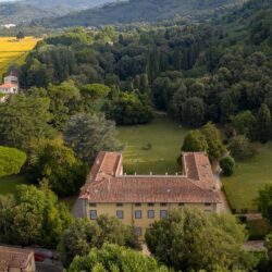 Historic villa for sale near Lucca Tuscany (36)