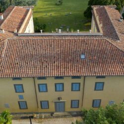 Historic villa for sale near Lucca Tuscany (37)