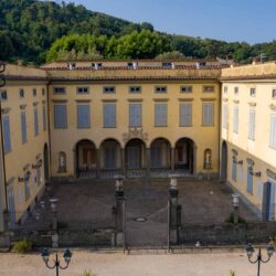 Historic villa for sale near Lucca Tuscany (45)