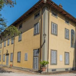Historic villa for sale near Lucca Tuscany (5)
