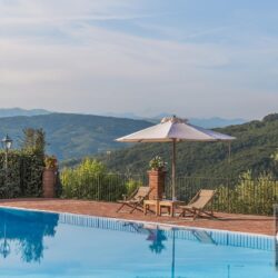 Luxury property for sale near Pistoia with pool, Tuscany (10)-1200