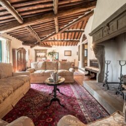 Luxury property for sale near Pistoia with pool, Tuscany (16)-1200