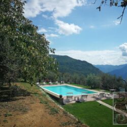 Stone house with pool for sale near Pescaglia Lucca (1)