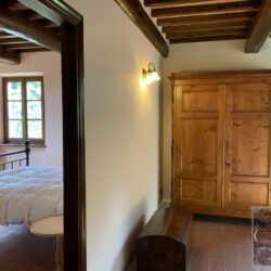 Stone house with pool for sale near Pescaglia Lucca (26)