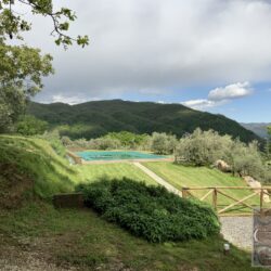 Stone house with pool for sale near Pescaglia Lucca (6)