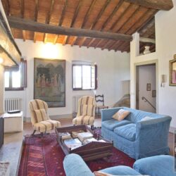 Wonderful farmhouse with pool for sale near Florence Tuscany (17)