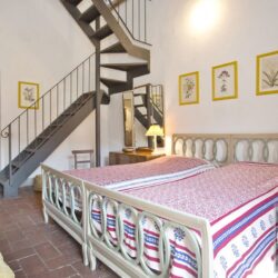 Wonderful farmhouse with pool for sale near Florence Tuscany (22)