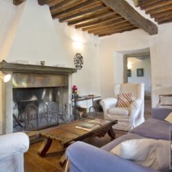 Wonderful farmhouse with pool for sale near Florence Tuscany (9)