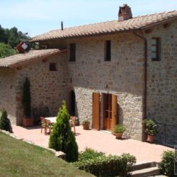 Farmhouse with Pool and Views for sale near Pescia (17)