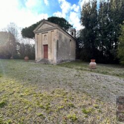 Frescoed villa for sale near Lorenzana Crespina Pisa Tuscany (17)