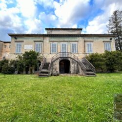 Frescoed villa for sale near Lorenzana Crespina Pisa Tuscany (3)