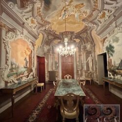 Frescoed villa for sale near Lorenzana Crespina Pisa Tuscany (8)