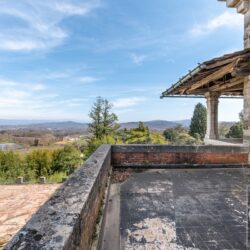 Tuscan Castle for sale near Arezzo (22)