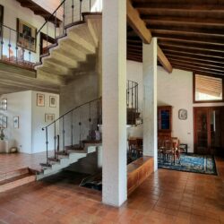 Modern Villa for sale Gragnano Lucca Tuscany (19)