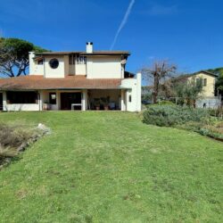Modern Villa for sale Gragnano Lucca Tuscany (30)