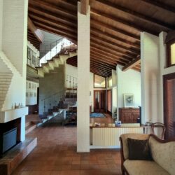 Modern Villa for sale Gragnano Lucca Tuscany (37)