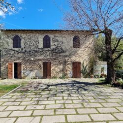 Modern Villa for sale Gragnano Lucca Tuscany (43)