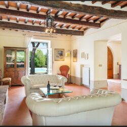 Property with Pool for sale near Cortona Tuscany (19)