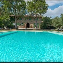 Property with Pool for sale near Cortona Tuscany (3)
