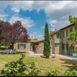 Property with Pool for sale near Cortona Tuscany (5)