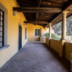 Villa for sale overlooking Florence, Tuscany (21)