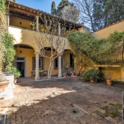 Villa for sale overlooking Florence, Tuscany (28)
