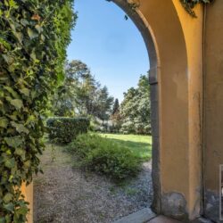 Villa for sale overlooking Florence, Tuscany (33)