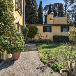 Villa for sale overlooking Florence, Tuscany (38)