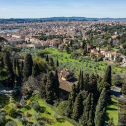 Villa for sale overlooking Florence, Tuscany (43)