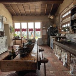 A beautiful restored Tuscan house for sale near the sea in the Pisa province (34)