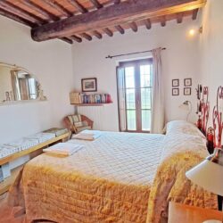 Apartment with Pool for sale near San Gimignano, Tuscany (9)