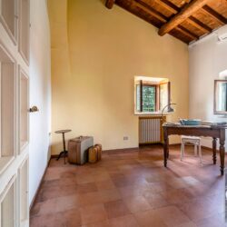Charming Property for sale near Florence Tuscany (34)