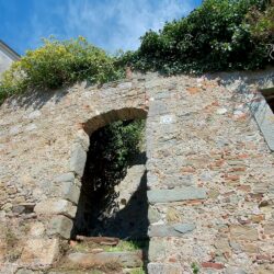 Ruin for sale in e Tuscan village (12)-1200