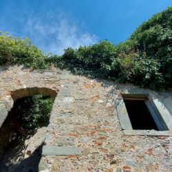 Ruin for sale in e Tuscan village (13)-1200