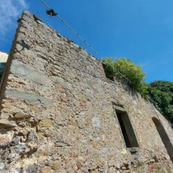 Ruin for sale in e Tuscan village (18)-1200
